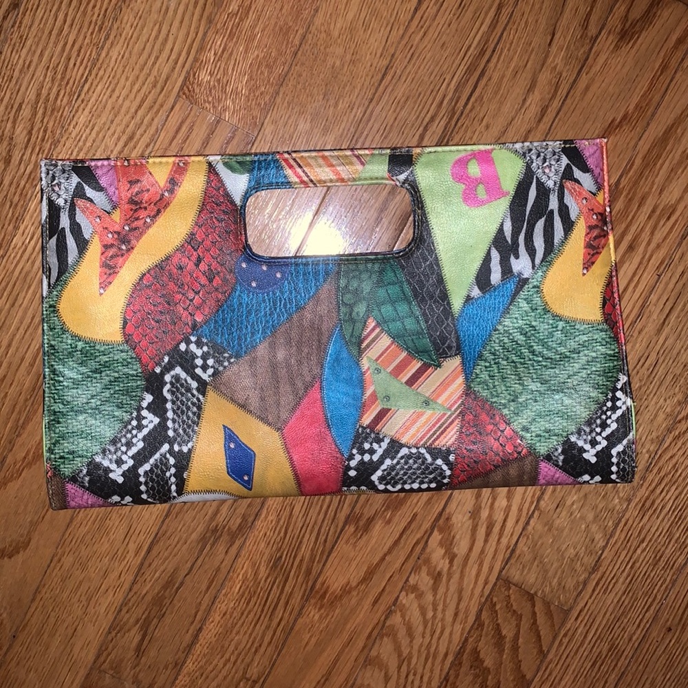 Artsy purse